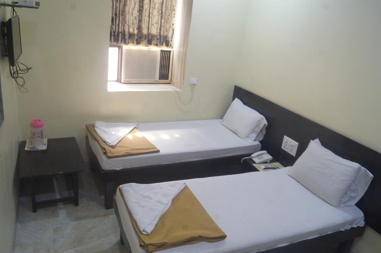 Hotel Zam Zam Palace Mumbai Dış mekan fotoğraf